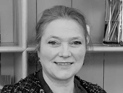 Sarah Dawson image