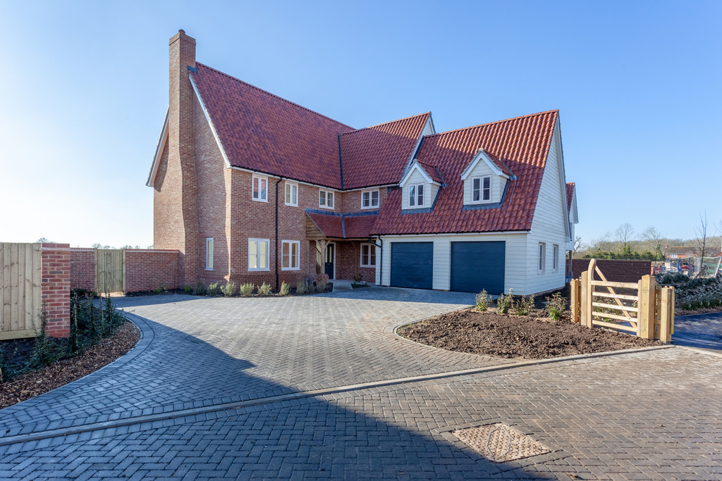 Darsham, Nr Heritage Coast, Suffolk Ref 5906/15 Clarke & Simpson